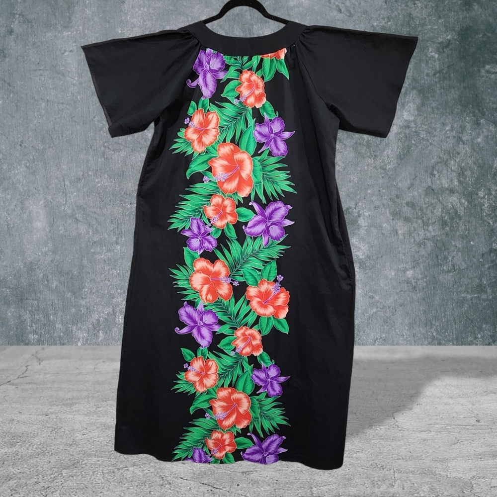Helenas House Dress Black XL Floral MuuMuu Peasant Dress Pockets Made in Hawaii